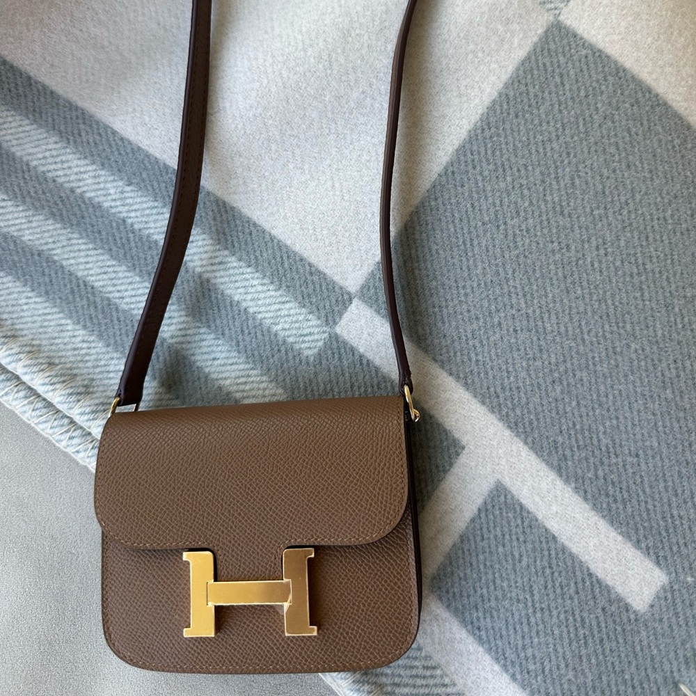 Auth. Hermes Constance slim nib alezan